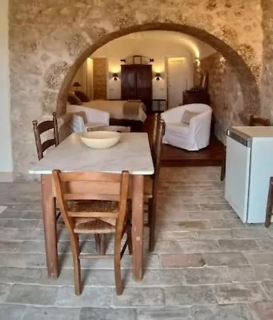 L' Arco E La Pietra - Residenze Di Montagna Calascio